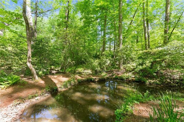 3560 Greystone Road, Gainesville, GA 30506