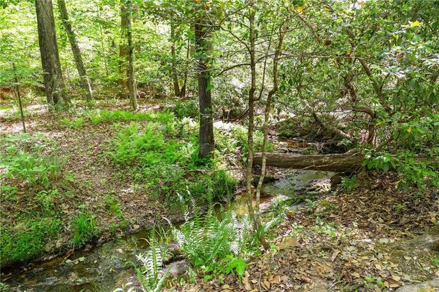 3560 Greystone Road, Gainesville, GA 30506