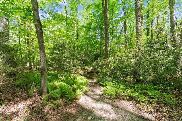 3560 Greystone Road, Gainesville, GA 30506