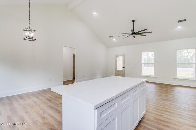4300 Firetower Road, Kiln, MS 39556