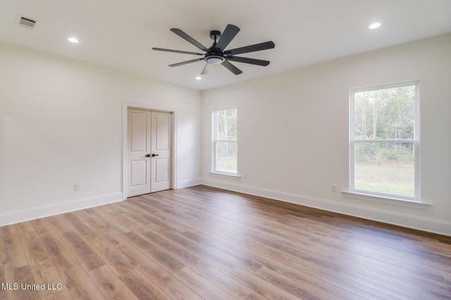 4300 Firetower Road, Kiln, MS 39556