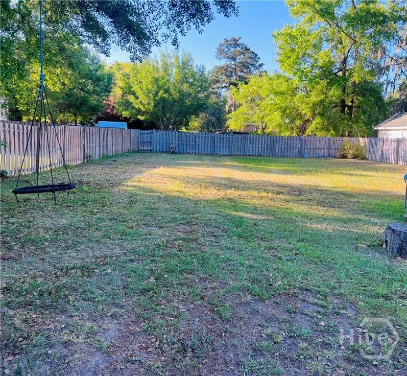 Image 14 of property listing at 137 Blue Lake Street, Richmond Hill, GA 31324