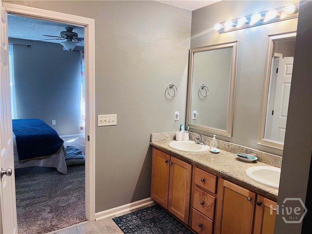 Image 4 of property listing at 137 Blue Lake Street, Richmond Hill, GA 31324