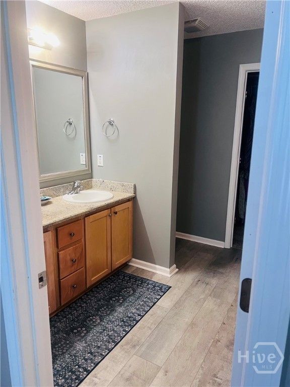 Image 7 of property listing at 137 Blue Lake Street, Richmond Hill, GA 31324