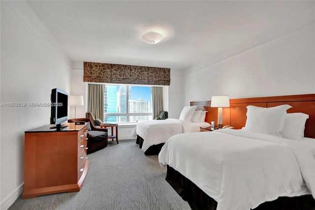 1435 Brickell Ave 3212, Miami, FL 33131