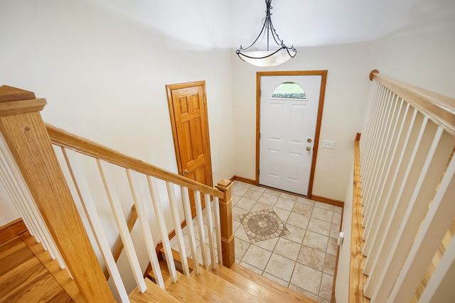 7 Stoney Brook Ln, Milford, MA 01757