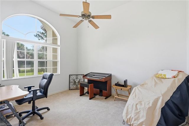 390 12th AVE NW, Naples, FL 34120