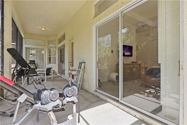390 12th AVE NW, Naples, FL 34120