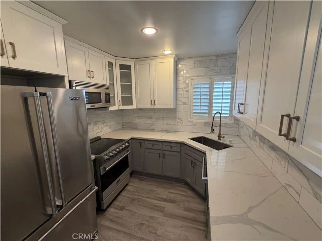 960 Larrabee, West Hollywood, CA 90069