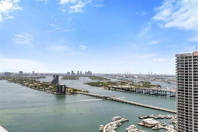 488 NE 18th St 2010, Miami, FL 33132