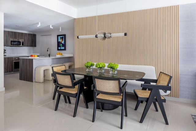 488 NE 18th St 2010, Miami, FL 33132