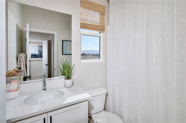 5917 Gramercy Way, Eastvale, CA 92880