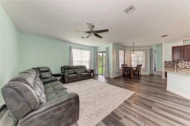 1656 PINYON PINE DR, Sarasota, FL 34240