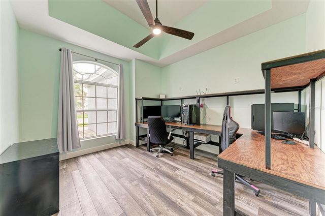 1656 PINYON PINE DR, Sarasota, FL 34240