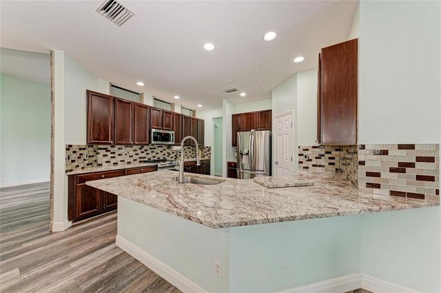 1656 PINYON PINE DR, Sarasota, FL 34240