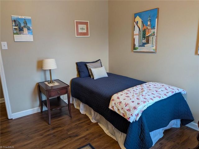 1859 Camden Forest Drive, Winston-salem, NC 27127