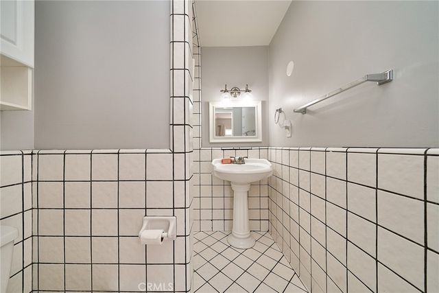 5019 Fanwood Ave., Lakewood, CA 90713