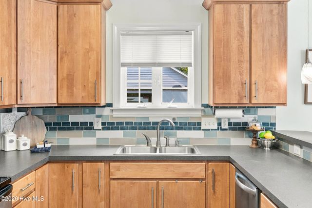 306 Kemper Road, Hampstead, NC 28443