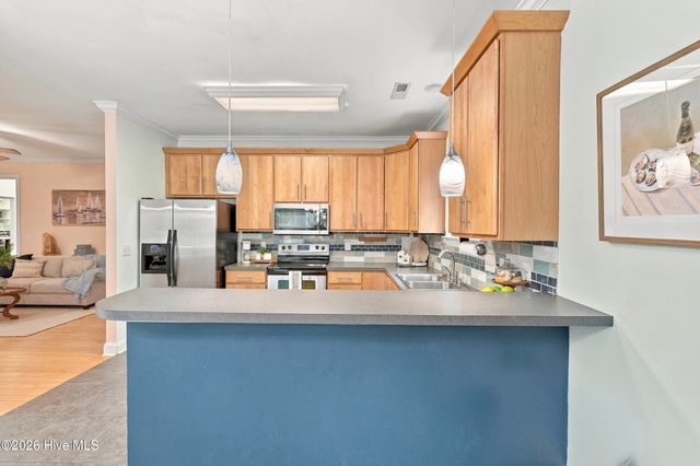 306 Kemper Road, Hampstead, NC 28443