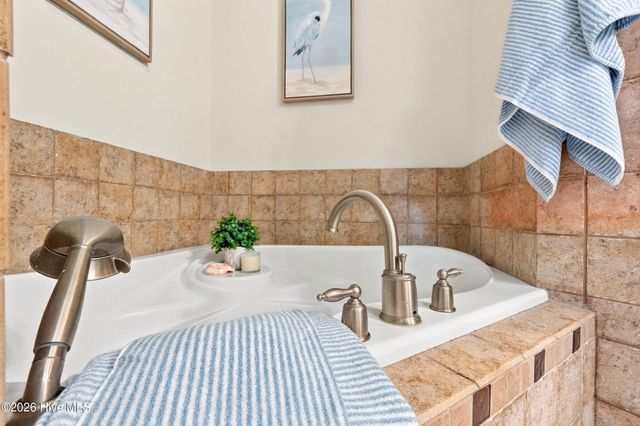 306 Kemper Road, Hampstead, NC 28443