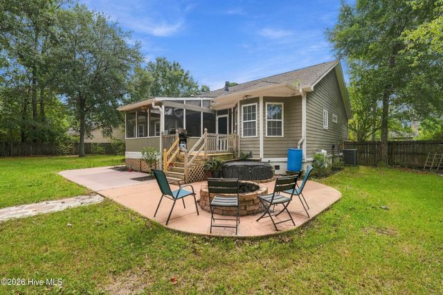 306 Kemper Road, Hampstead, NC 28443