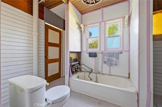 261 W 26th, Merced, CA 95340