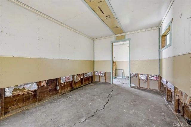 261 W 26th, Merced, CA 95340