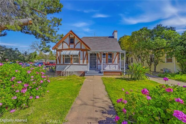 261 W 26th, Merced, CA 95340