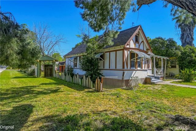 261 W 26th, Merced, CA 95340