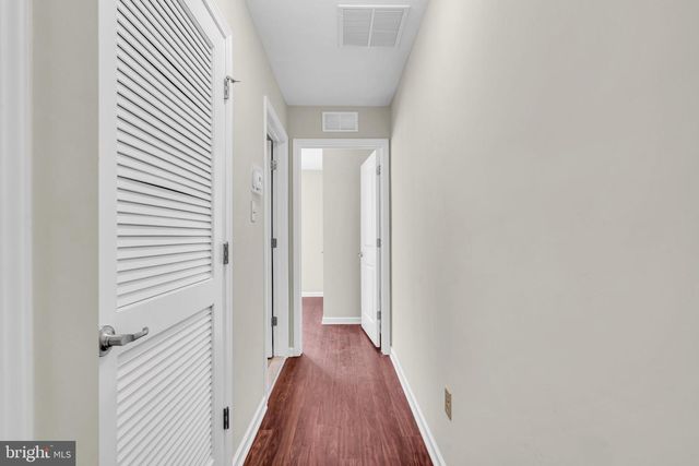 3 ROWAND WAY E, Clementon, NJ 08021