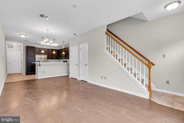 3 ROWAND WAY E, Clementon, NJ 08021