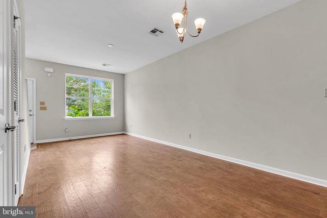 3 ROWAND WAY E, Clementon, NJ 08021