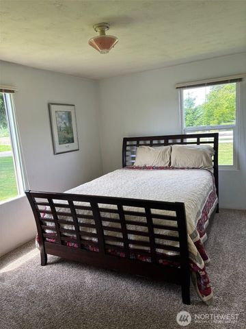 10563 District Line Road, Burlington, WA 98233