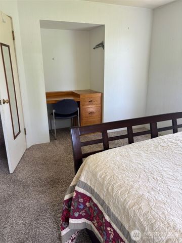 10563 District Line Road, Burlington, WA 98233