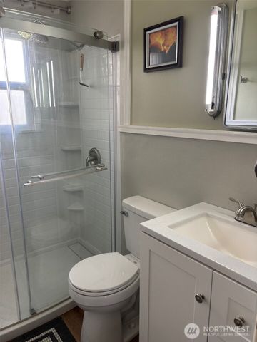 10563 District Line Road, Burlington, WA 98233