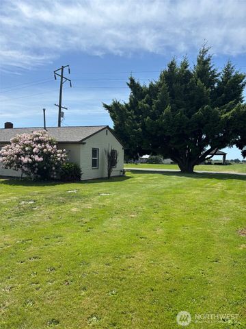 10563 District Line Road, Burlington, WA 98233