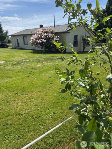10563 District Line Road, Burlington, WA 98233