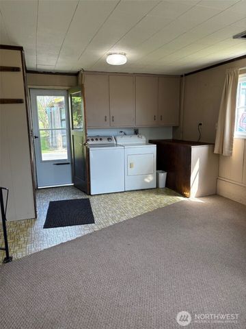 10563 District Line Road, Burlington, WA 98233