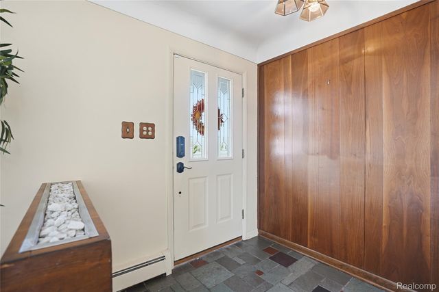 49750 Nautical Drive, Chesterfield Township, MI 48047