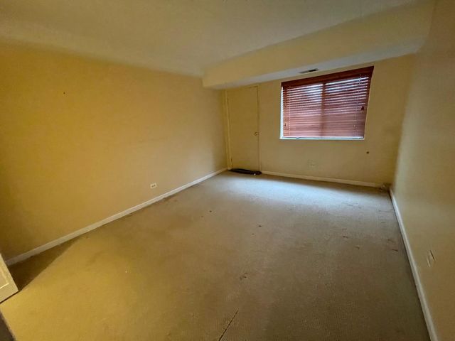 3235 S Manor Drive 104, Lansing, IL 60438