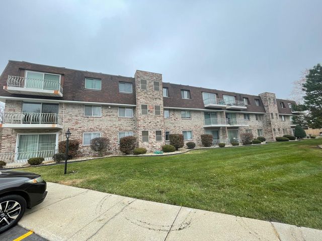 3235 S Manor Drive 104, Lansing, IL 60438