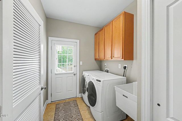 10505 Tarton Fields Circle, Raleigh, NC 27617
