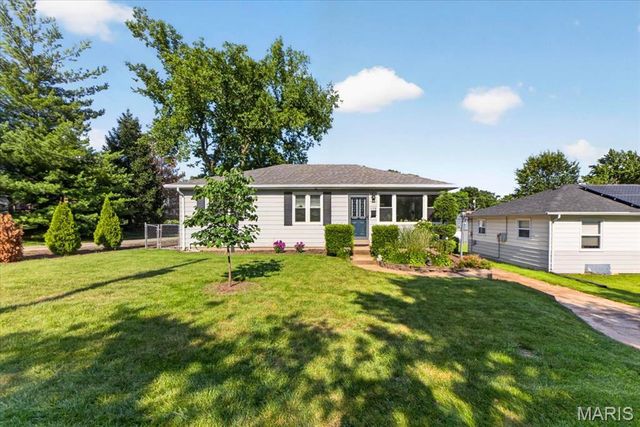 1178 Margaret Lane, St Louis, MO 63132