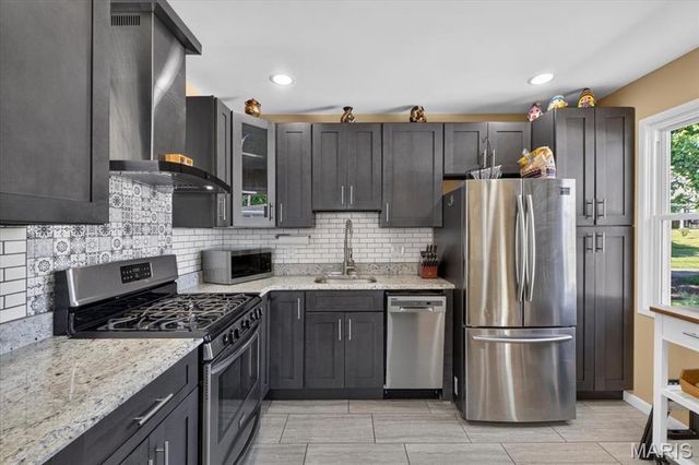 1178 Margaret Lane, St Louis, MO 63132