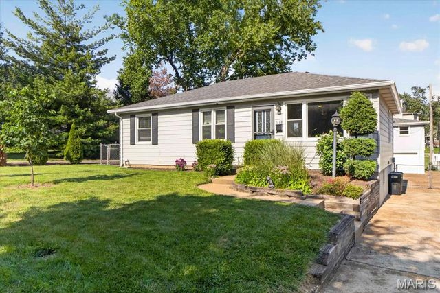 1178 Margaret Lane, St Louis, MO 63132