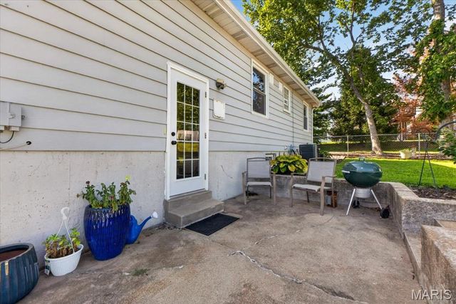 1178 Margaret Lane, St Louis, MO 63132