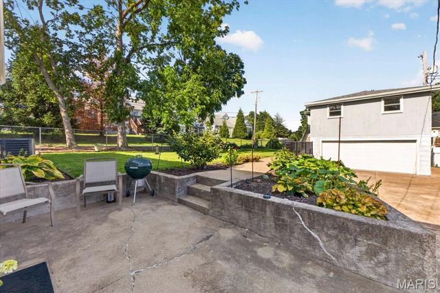 1178 Margaret Lane, St Louis, MO 63132