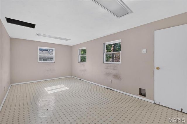 1178 Margaret Lane, St Louis, MO 63132