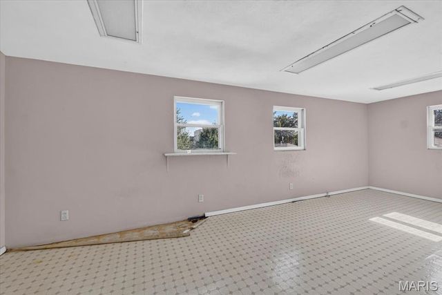1178 Margaret Lane, St Louis, MO 63132