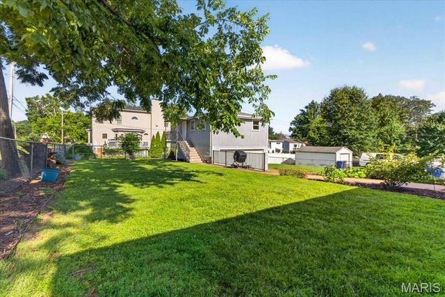1178 Margaret Lane, St Louis, MO 63132